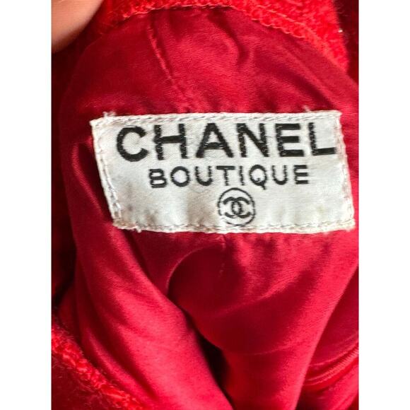 Chanel Vintage Tweed Wool Red Skirt Suit Set FR 40 US 8 Gold Lion Buttons - Picture 8 of 15